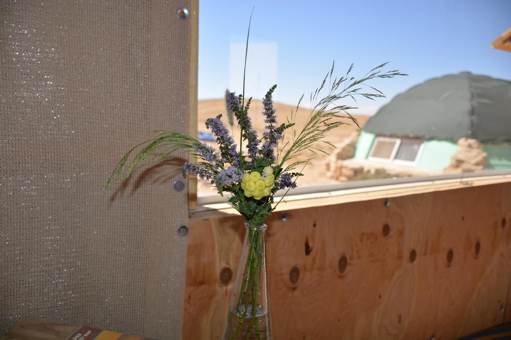 Silent Arrow Hotel Mitzpe Ramon Exterior foto